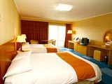 Room - Travellers Hotel Jeju