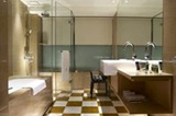 City Suites Hotel
 Bathroom