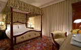 Seasons Hotel Classic Room