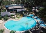 Oriental Pearl Resort Swimming Pool